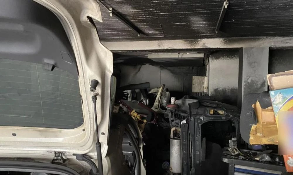 Νέο Ηράκλειο: Αποθήκη με κλεμμένα αποκαλύφθηκε μετά από φωτιά